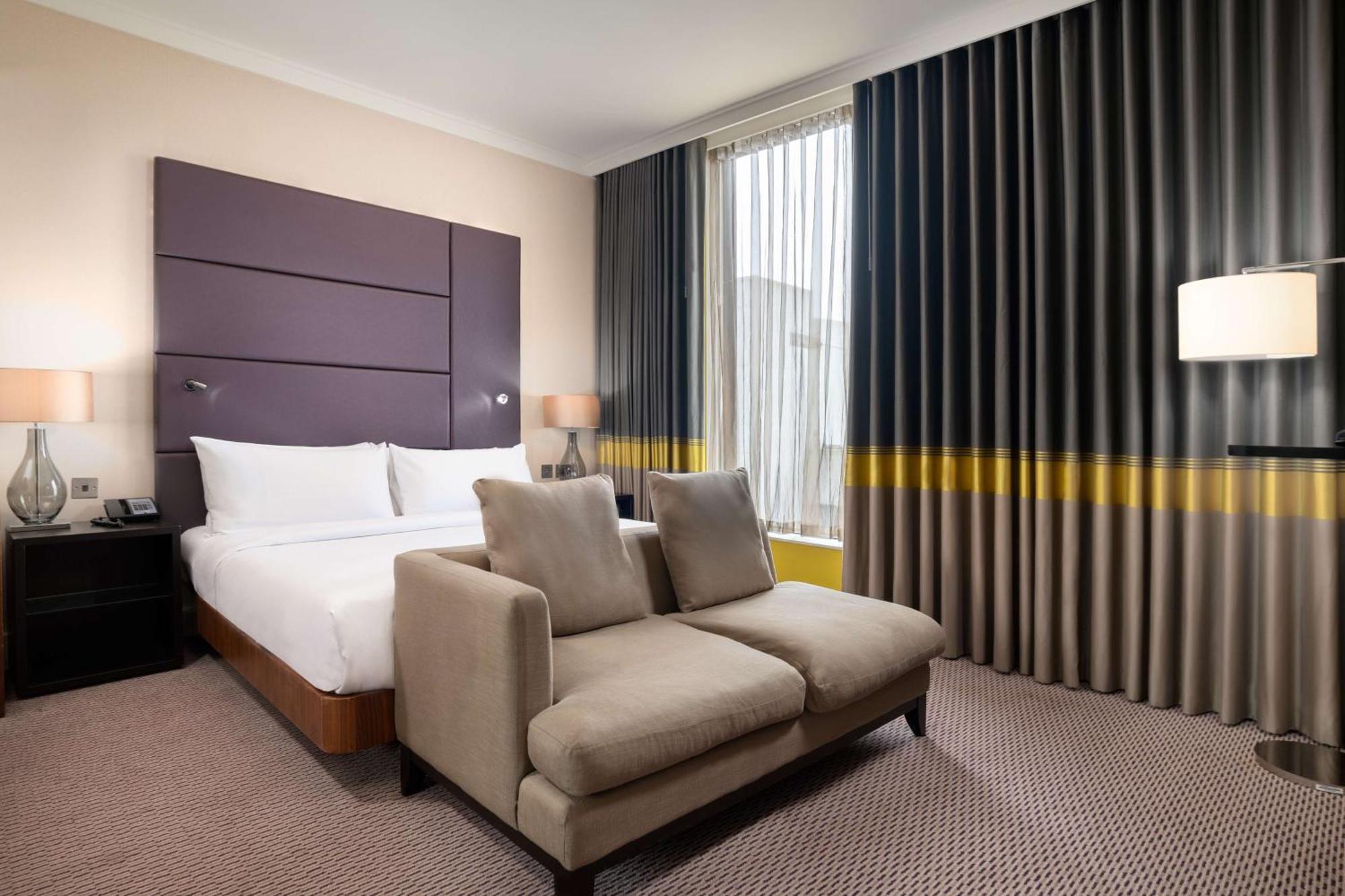 Hotel Hilton London Wembley Exterior foto